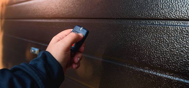 automatic door opener with remote control in Wellington
